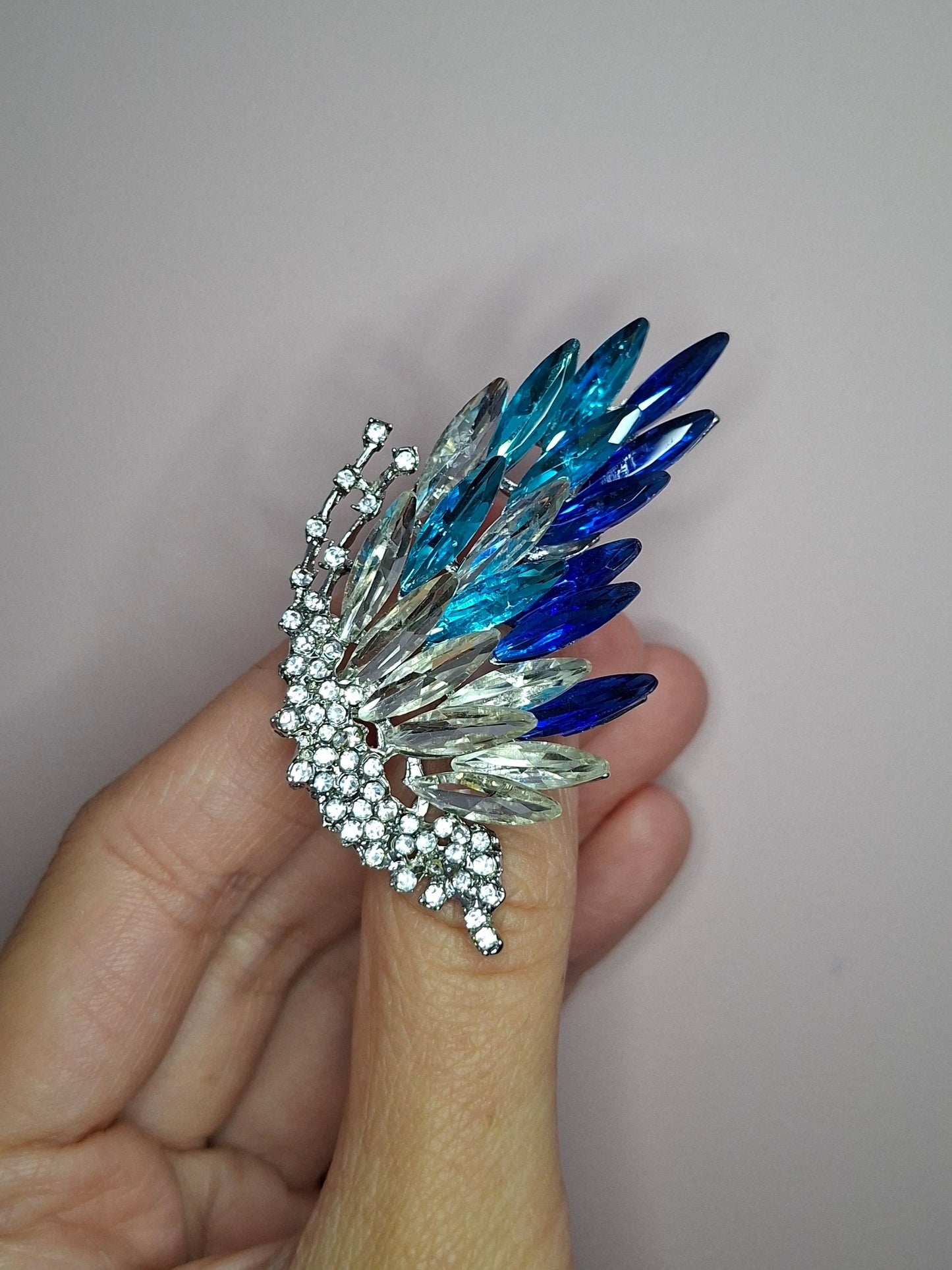 Broche M Vlindervleugel steen blauw