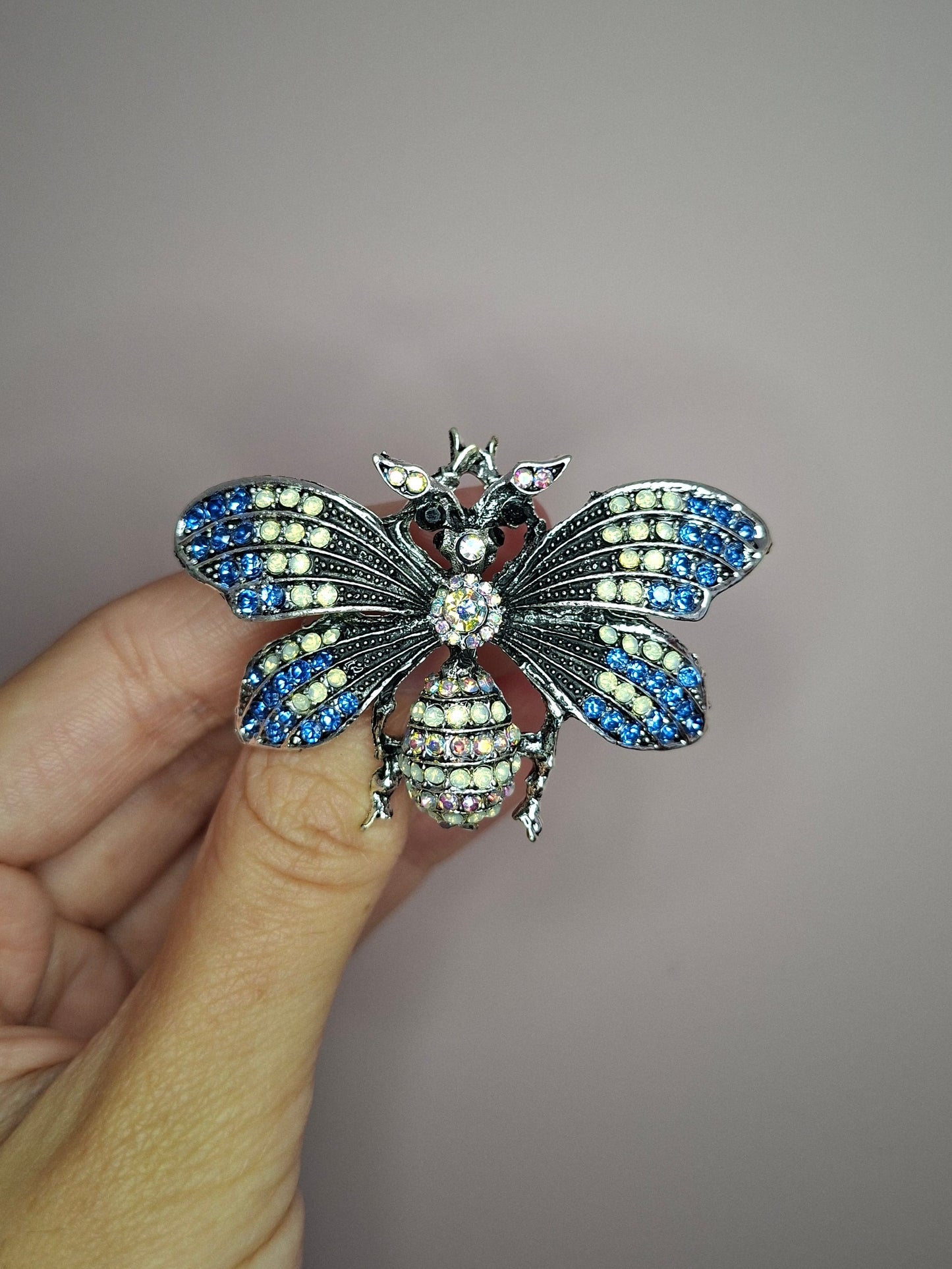 Broche M Bug blauw