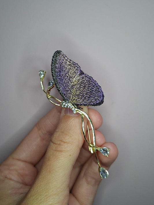 Broche M Vlindervleugel stof paars
