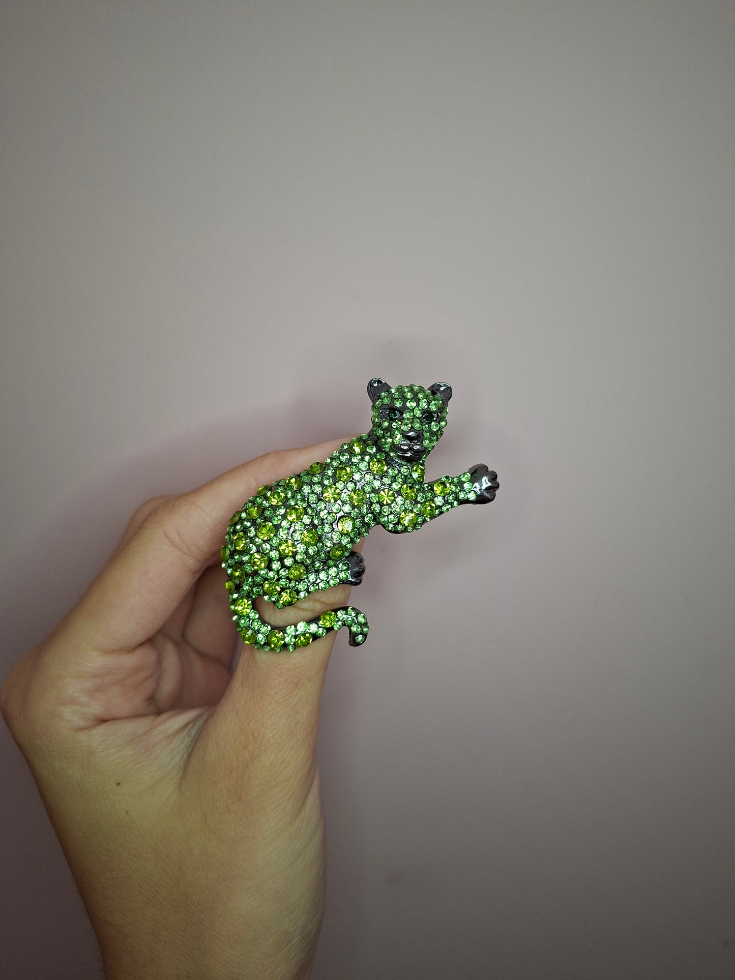 Broche M Panter Groen