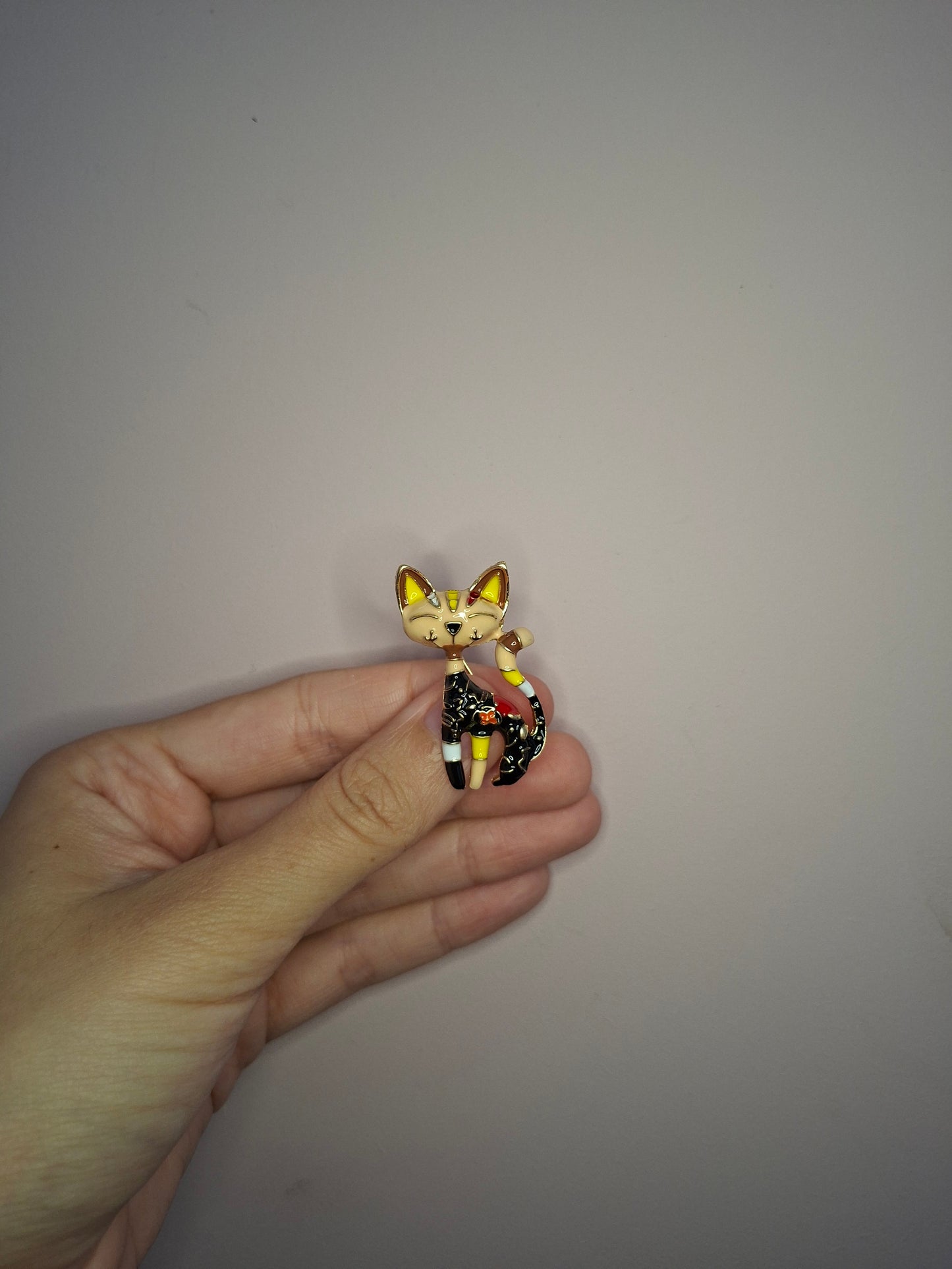 Broche XS Kat