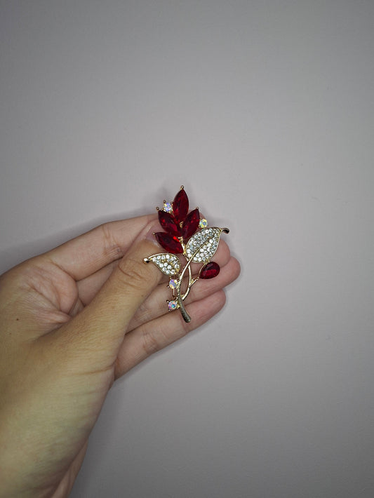 Broche M Steen Takje Rood