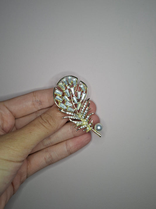 Broche M Goud Veer